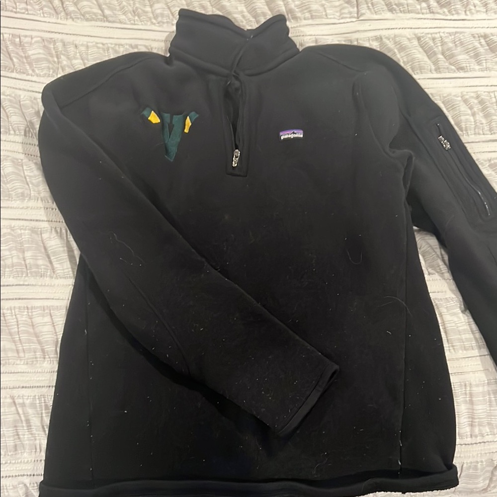 Patagonia Black Zip Up Sweater